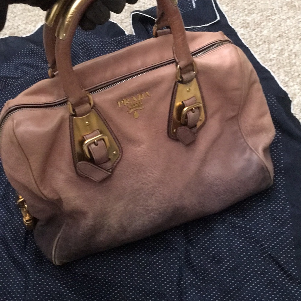 Prada bag - Picture 6 of 11